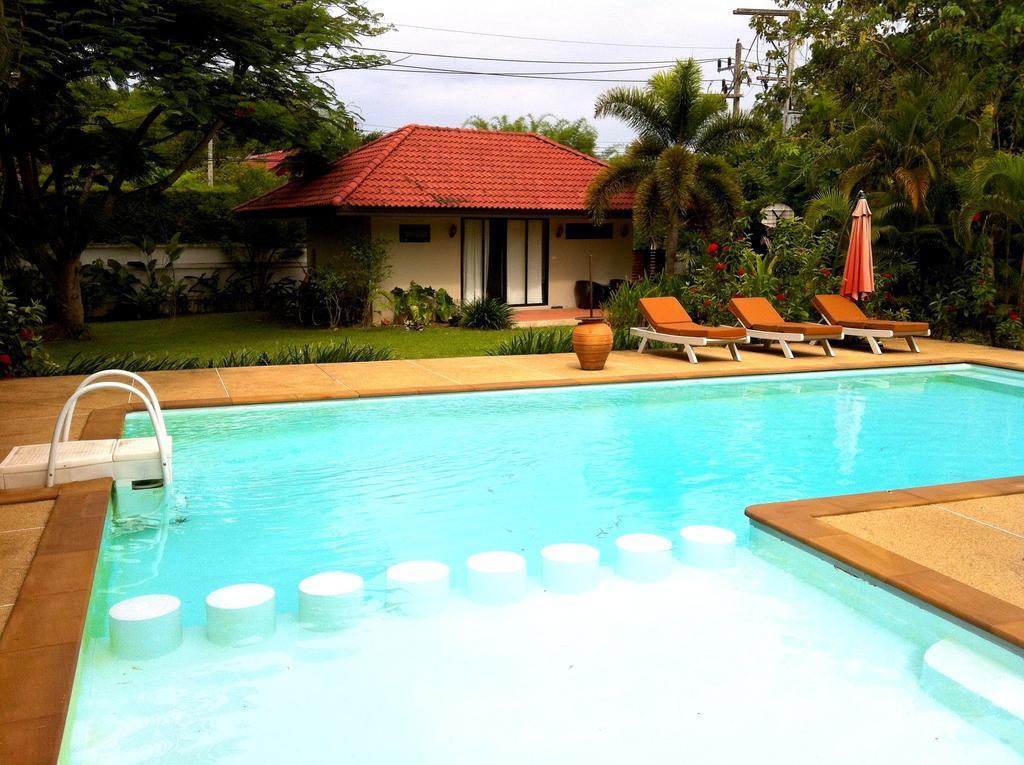 Baan Lompai Villa Ao Nang Rum bild